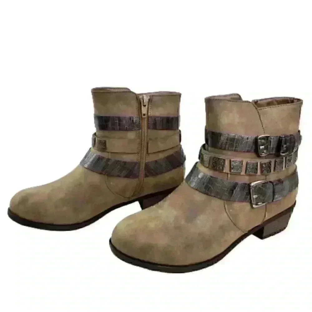 Pierre Dumas Women's Zipper Ankle Booties Taupe